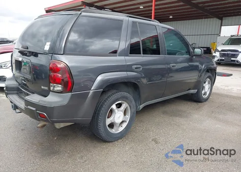 2007 Chevrolet Trailblazer Ls из США, поврежденный, VIN 1GNDS13S272190372